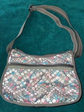 Lesportsac Laurel Garden floral classic hobo bag